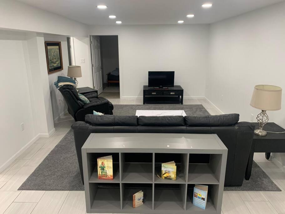 2 Bedroom Apartment- Close To Hershey Park, Hollywood Casino And Downtown Гаррісберг Екстер'єр фото