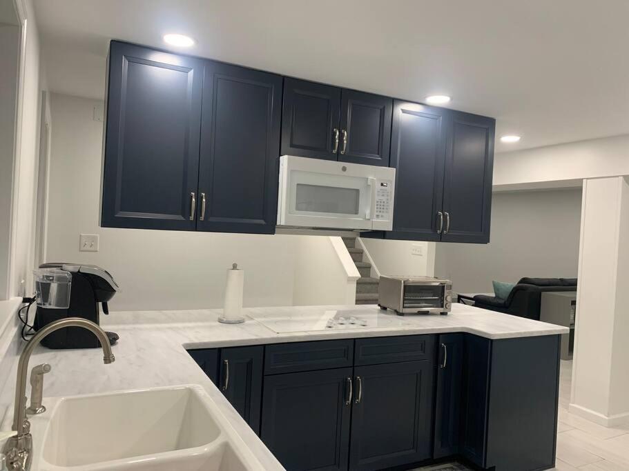 2 Bedroom Apartment- Close To Hershey Park, Hollywood Casino And Downtown Гаррісберг Екстер'єр фото